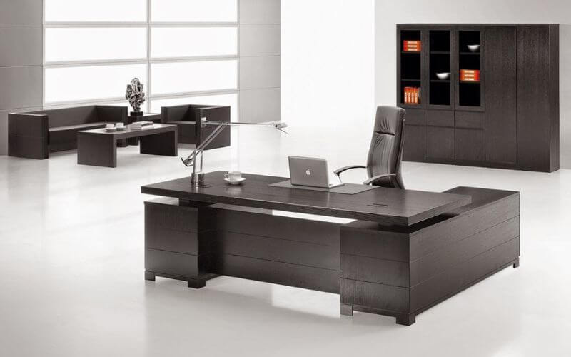 Lựa chọn chất liệu bàn phù hợp với phong cách thiết kế công ty